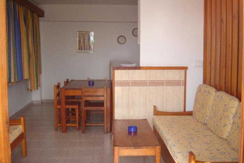 Apartamentos Llevant Ibiza Extérieur photo